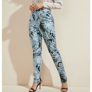 NWT MARCIANO by Guess Women's Blue Silky Fabric Fantasy Flight Studio Pants 6